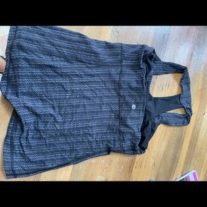 Lululemon top